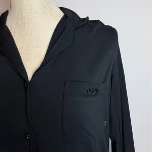 NWT Skims Soft Lounge Sleep Top thumbnail 2