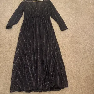 Alexa B Nites 14 Dress Sheer Metallic Gold Tread Maxi thumbnail 4