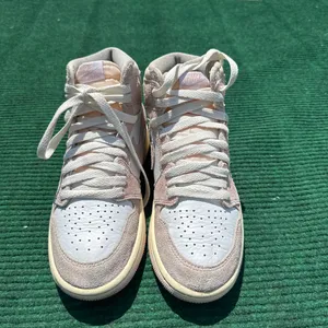 Wmns Air Jordan 1 Retro High OG 'Washed Pink' Women’s Size 5.5 thumbnail 2