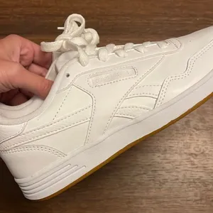 Reebok womens shoes size 7 thumbnail 6