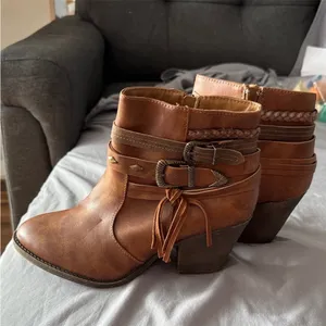 $80 NEW Jellypop Women's Jennifer Heeled Ankle Boots western 10 thumbnail 8