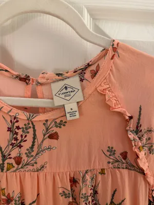 St. John's Bay Peach Floral Ruffle Short Sleeve Top Small thumbnail 3