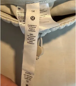 Lululemon Softstreme High-Rise Pant Light Ivory Size 14 thumbnail 3