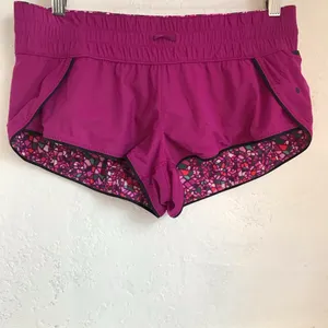 Lululemon 6 reversible shorts thumbnail 2