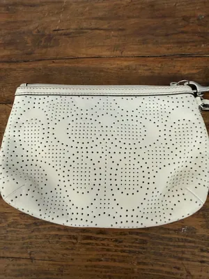 Coach White Perforated Cs Leather Wristlet Silver Hardware thumbnail 4