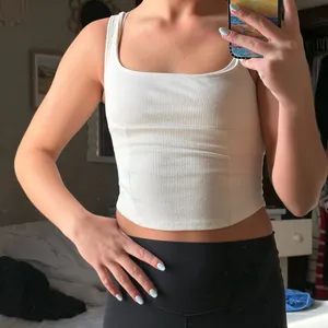 Urban Outfitters Tank Top thumbnail 2