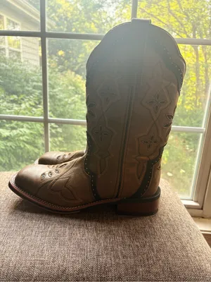 Laredo Tan and Brown Western Cowboy Boots with Embroidered Stitching thumbnail 4
