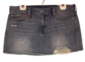 Levi’s Distressed Denim Mini Skirt Women’s Size‎ 29 Y2K Raw Hem thumbnail 1