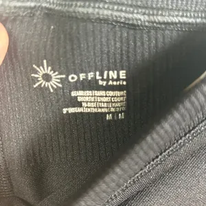 OFFLINE by‎ Aerie Black Seamless Shortie High Rise Mesh Side Shorts Medium thumbnail 3