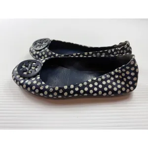 Tory Burch Reva Ballet‎ Flats Navy Blue White Polka Dot Logo Medallion Size 8.5 thumbnail 3