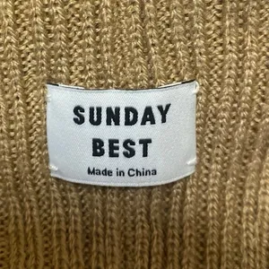 Aritzia Sunday Best Womens Brown Rib Knit Cuffed Fold Up Beanie Cap Hat One Size thumbnail 3