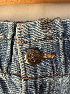 American Eagle Baggy Jeans Size 6 thumbnail 6