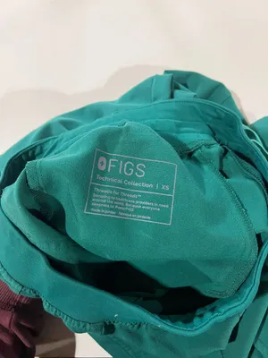 FIGS Hunter Green Scrub Pants thumbnail 3