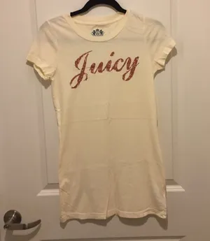 Juicy couture short sleeve t-shirt w/ pink writing thumbnail 1
