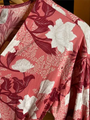 Flora Nikrooz Coral Floral Kimono Robe Loungewear Sleepwear Size Medium thumbnail 5