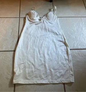 Victoria's Secret VINTAGE 34A SHAPEWEAR thumbnail 1