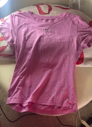 The Nike Tee pink thumbnail 1