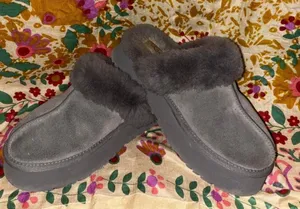 UGG Disquette Slippers Platform thumbnail 1