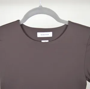 Aritzia Contour Crew Cropped Tee Rich Mocha Brown thumbnail 2