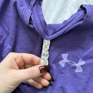 Under Armour Womens Size XS‎ Loose HEATGEAR Short Sleeve T-Shirt Tee Purple Gym thumbnail 5