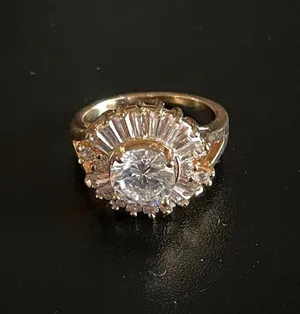 18k gold plated white crystal statement ring size 8 thumbnail 5
