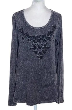 Daytrip Black Mineral Washed Tee with Metal Stud Detail Size Large thumbnail 1