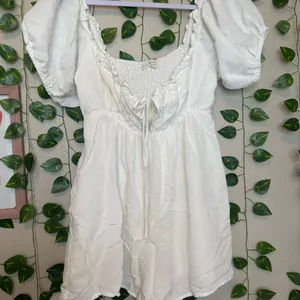 White coquette balletcore urban outfitters women’s romper with pockets size med thumbnail 5