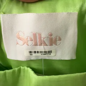NWOT SELKIE The Puff Sleeve Dress in Avocado Green thumbnail 6