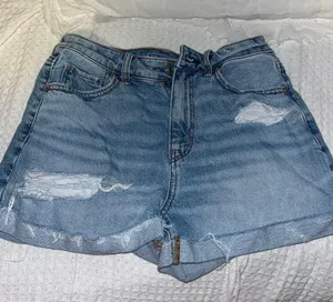 American eagle Jean shorts thumbnail 1
