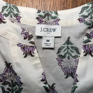J Crew Floral 100% Cotton Split Neck Blouse Purple White Womens Size M Fall boho thumbnail 2