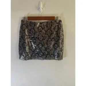 Y2K Express Sequin Snakeskin Pattern Mini Skirt - Black/Gold - Size XS 0289‎ thumbnail 3