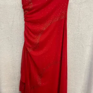 A. Byer Red Strapless Glitter Y2K Evening Dress thumbnail 4