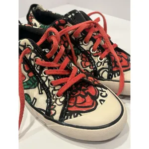 Coach Poppy Barrett Graffiti Floral Sneakers featuring Size 7 thumbnail 5