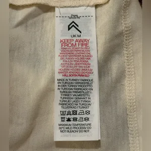 Oner Active NWT go to muscle crop tank in off white women’s size medium thumbnail 10