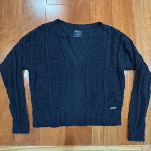 Abercrombie & Fitch Navy‎ Cable Knit V-Neck Sweater L thumbnail 1