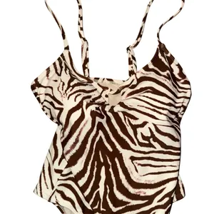 No Boundaries Keyhole one piece swimsuit thumbnail 6