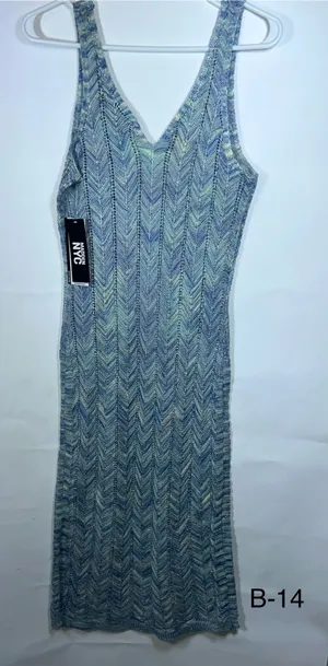 Madden NYC Size Small Blue Green Metallic Chevron Knit Maxi Dress thumbnail 1