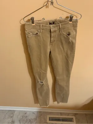 Mother Looker Ankle Fray Jeans in Blow Out Coast Point thumbnail 2