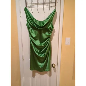 David's Bridal Prom/Wedding/evening Olive Green Dress Size 14 thumbnail 5