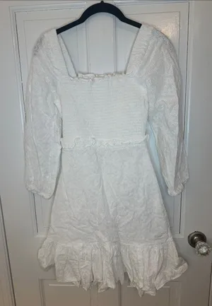 Veronica Beard White Eyelet Smocked‎ Square-Neck Dress size 2 EUC thumbnail 1