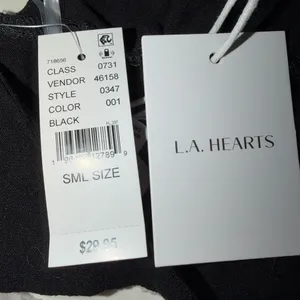 Pacsun black halter neck crop top thumbnail 3