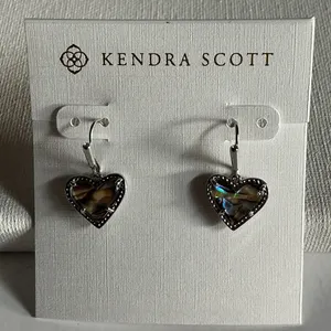 Kendra Scott Heart Drop Earrings Silver Iridescent Abalone Look NWT thumbnail 2