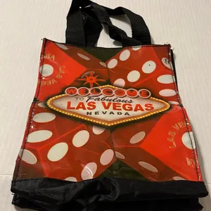 Las Vegas bag straight from Las Vegas can be used as a lunch bag thumbnail 1