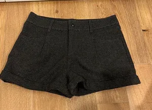 Levi’s‎ women’s size 29 wool plaid shorts thumbnail 1