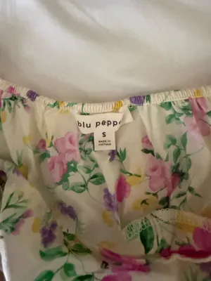 Blu Pepper Floral Blouse thumbnail 3