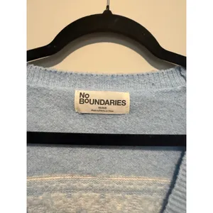 No Boundaries Women Blue Bow Heart Cropped Cardigan Sweater XS Coquette Sweater thumbnail 2