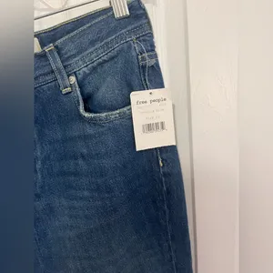 We The Free Dark Indigo Distressed Raw-Hem Straight Jeans NWT Waist 25" thumbnail 3