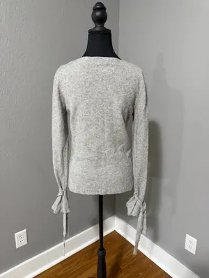 Banana Republic Grey Wool & Cashmere Blend Flipucci Sweater Size M. thumbnail 3