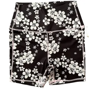Frankies Bikinis Black Floral Print Bike Shorts Shorts, M thumbnail 4