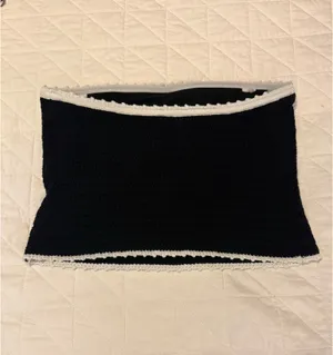 Abercrombie black crochet tube top thumbnail 2